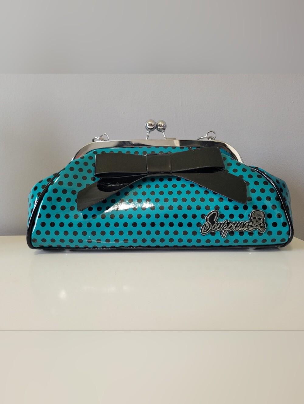 Sourpuss Floozy Kisslock Purse, GUC